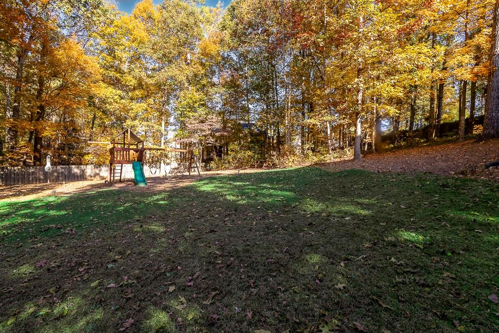 135 Lazy Laurel Chase Roswell, GA 30076 - Photo 53 of 64