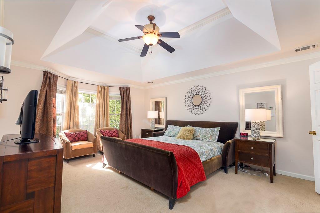 135 Lazy Laurel Chase Roswell, GA 30076 - Photo 7 of 64