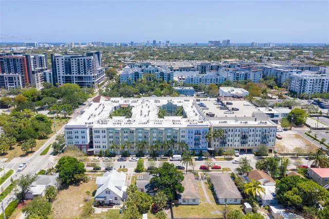 $319,000 | 533 Northeast 3rd Avenue, Unit 221, Fort Lauderdale, FL 33301