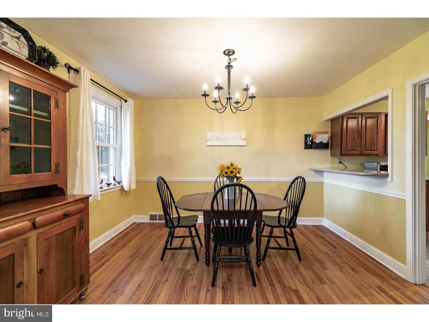 314 Twining Road Oreland, PA 19075 - Photo 5 of 13 Gallery Image 5