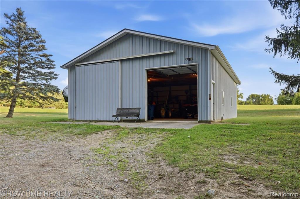 4200 Pierce Road Lapeer, MI 48446 - Photo 4 of 74 Gallery Image 4