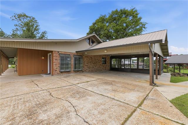 32557 Ponchartrain Drive Springfield, LA 70462 - Photo 29 of 35