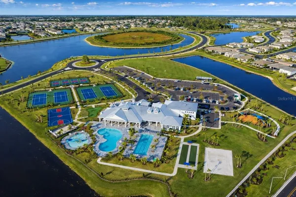 $910,000 | 15532 White Linen Drive, Bradenton, FL 34211