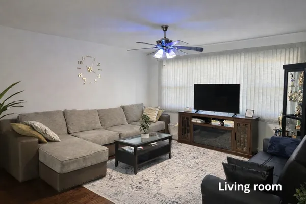 $350,000 | 8300 Christiana Avenue, Unit 2E, Skokie, IL 60076