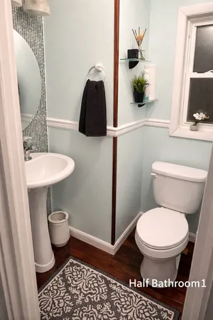 $350,000 | 8300 Christiana Avenue, Unit 2E, Skokie, IL 60076