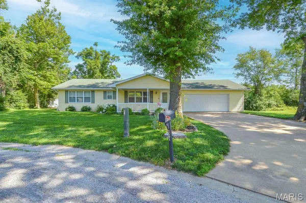 $235,000 | 2601 Belle Mar Drive, Belleville, IL 62220