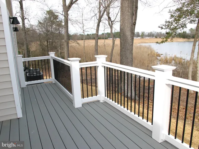 $574,800 | 1252 Shore Drive, Colonial Beach, VA 22443