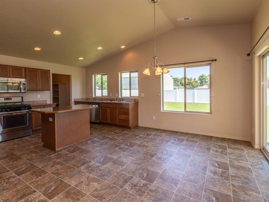 1118 North Marcus Road Spokane Valley, WA 99216 - Photo 7 of 20