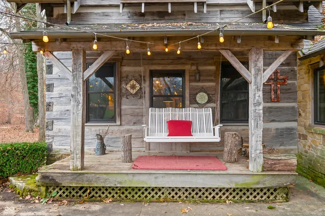 $550,000 | 7020 North 400 West, Columbus, IN 47201