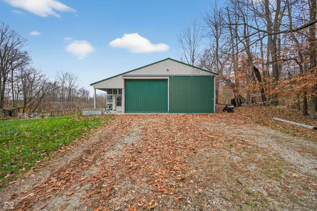 $550,000 | 7020 North 400 West, Columbus, IN 47201