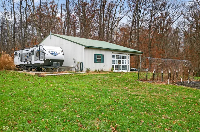 $550,000 | 7020 North 400 West, Columbus, IN 47201