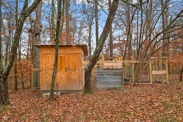 $550,000 | 7020 North 400 West, Columbus, IN 47201