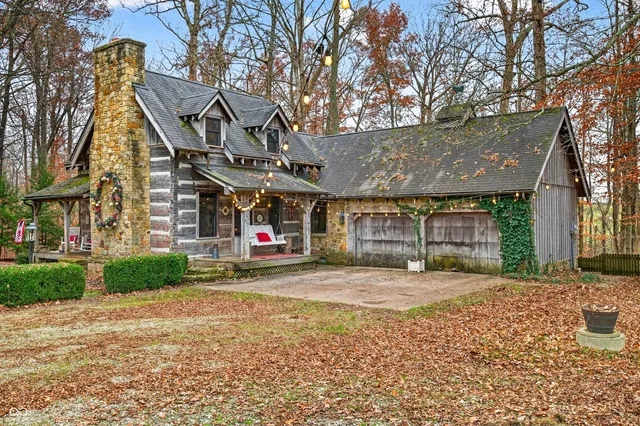 $550,000 | 7020 North 400 West, Columbus, IN 47201