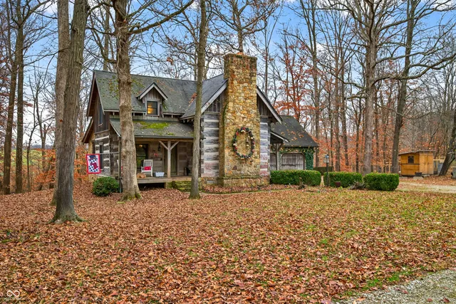 $550,000 | 7020 North 400 West, Columbus, IN 47201