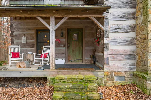 $550,000 | 7020 North 400 West, Columbus, IN 47201