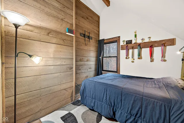 $550,000 | 7020 North 400 West, Columbus, IN 47201