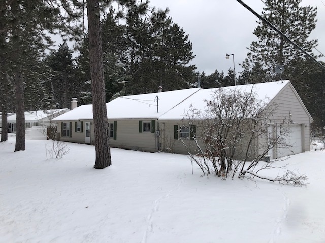 202 Chestnut Road Roscommon, MI 48653 - Photo 4 of 15 1867321-3.JPG