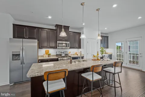 $525,000 | 7841 Chanceford Drive, Hanover, MD 21076