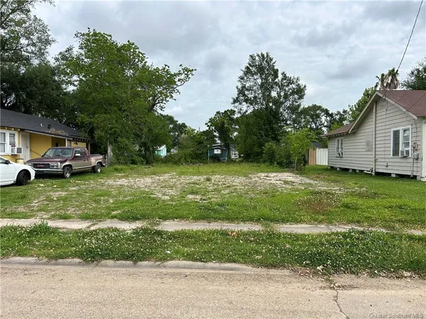 $13,500 | 901 Fall Street, Lake Charles, LA 70601