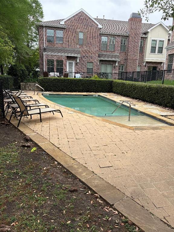 2014 Azure Pointe Richardson, TX 75080 - Photo 3 of 18