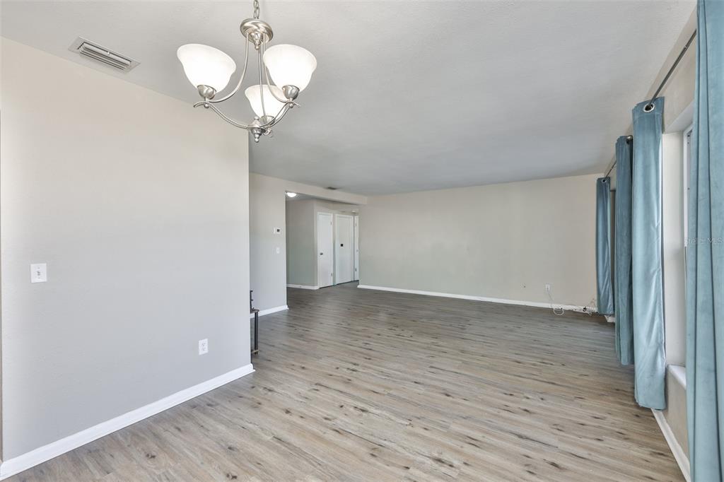 1826 Ridgeway Drive Clearwater, FL 33755 - Photo 12 of 20