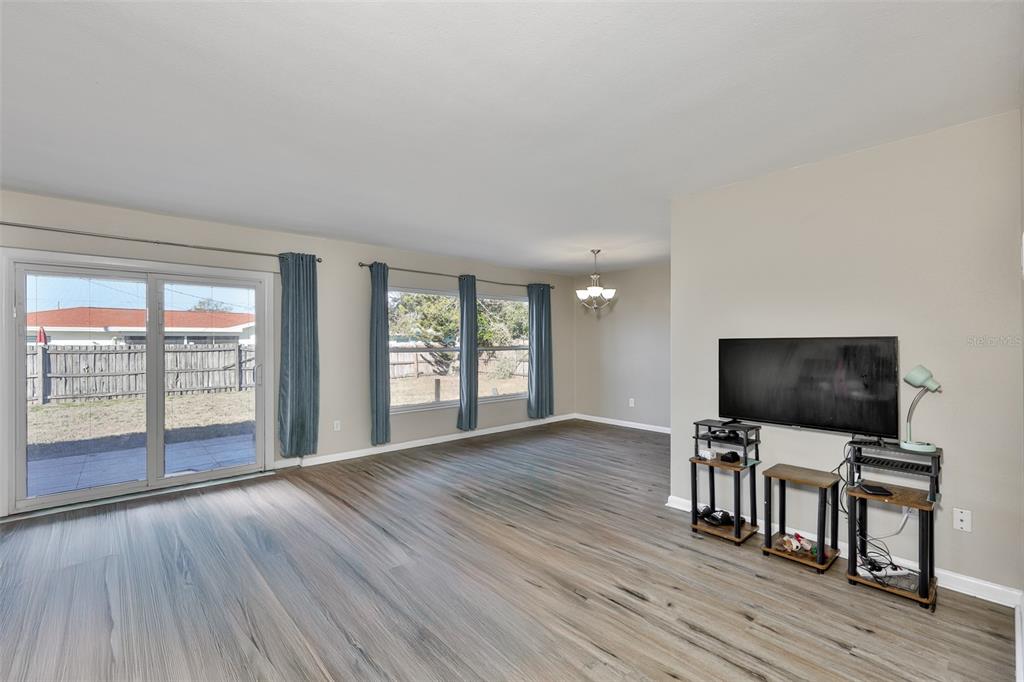 1826 Ridgeway Drive Clearwater, FL 33755 - Photo 9 of 20