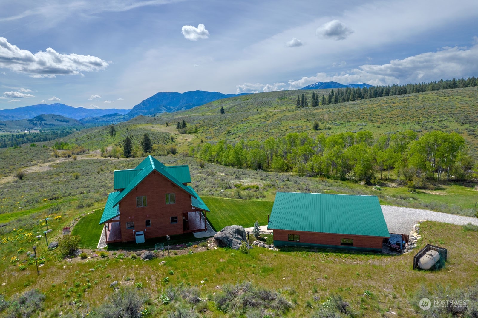 71 Signal Hill Road Twisp, WA 98856 - Photo 9 of 40 Gallery Image 9