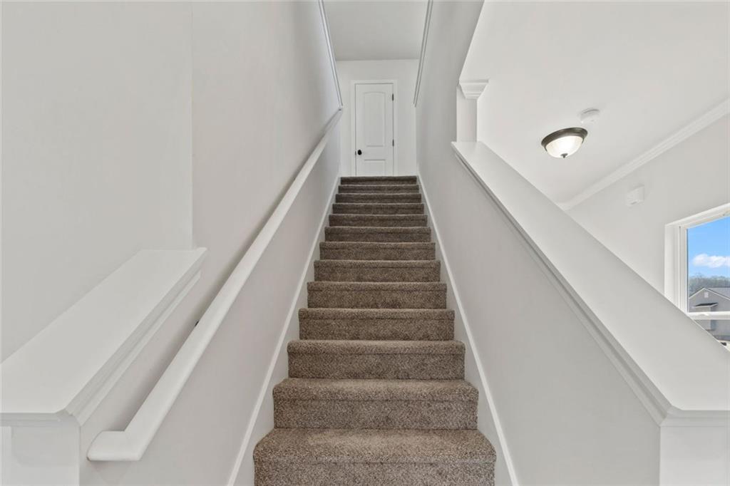 769 Dawn Place Alto, GA 30510 - Photo 19 of 40 a view of entryway