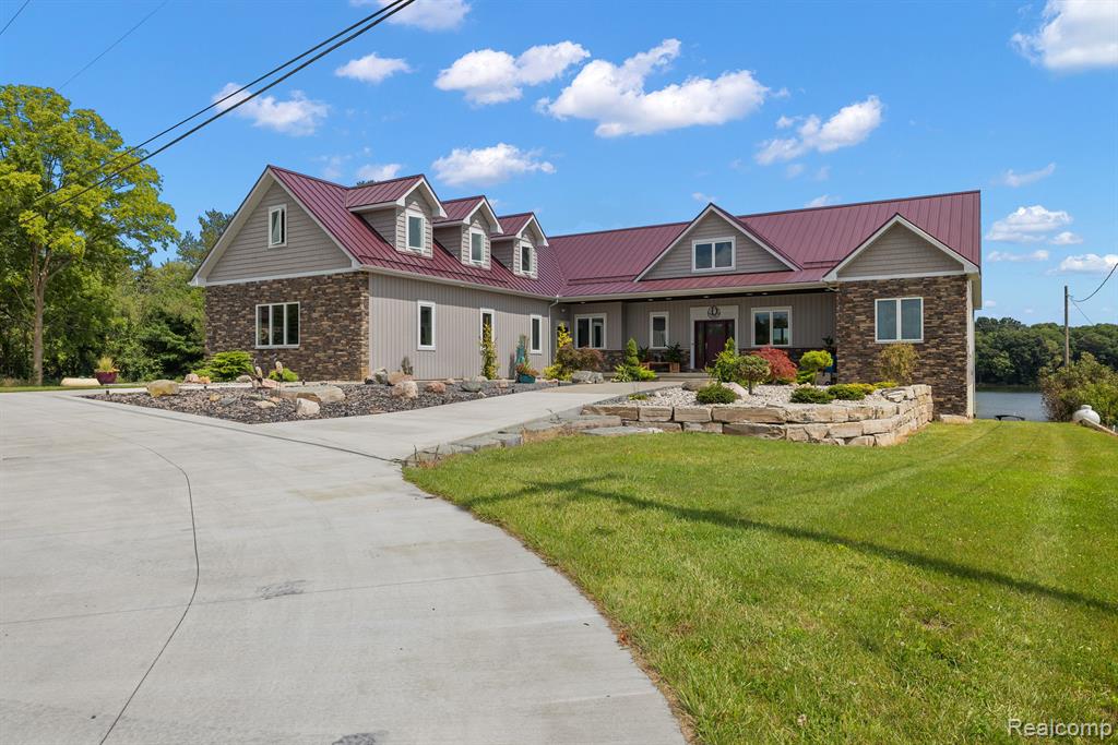 15493 South Duffield Road Byron, MI 48418 - Photo 2 of 79 Gallery Image 2