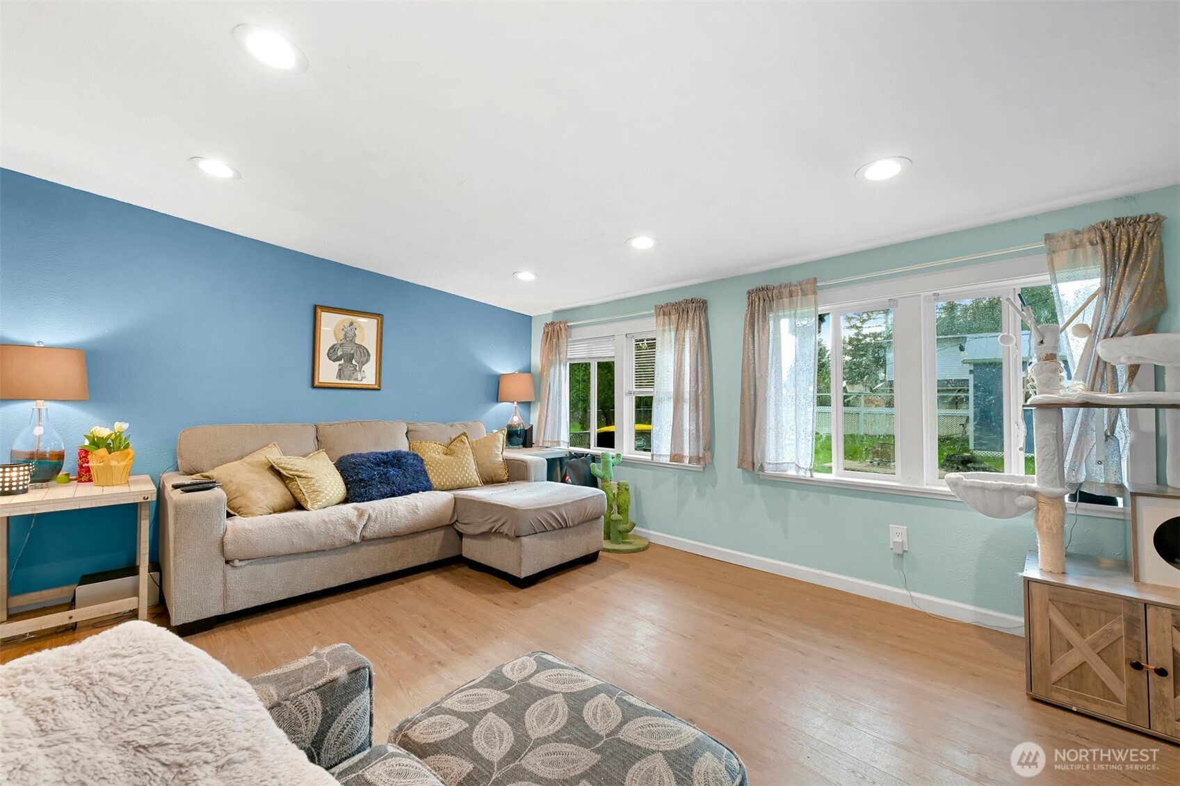 8153 Harborview Road Birch Bay, WA 98230 - Photo 6 of 28 a living room with furniture and a large window