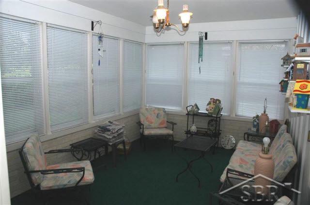 400 Somerset Road Saginaw, MI 48638 - Photo 11 of 13 20091774-10.JPG