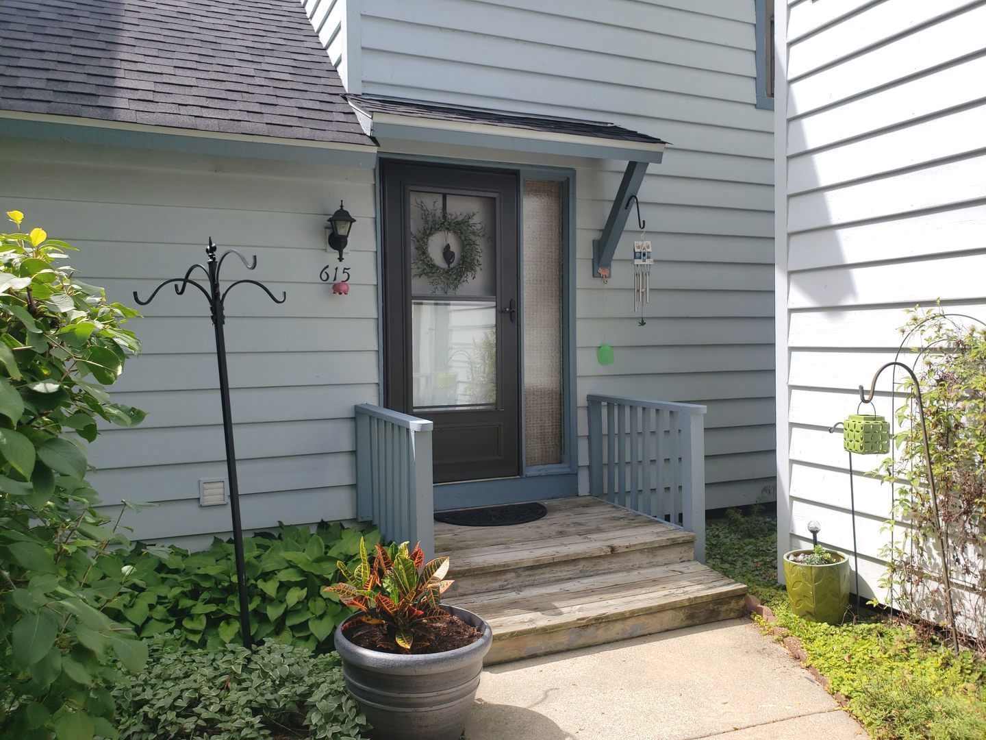 615 Dunham Road Gurnee, IL 60031 - Photo 1 of 33