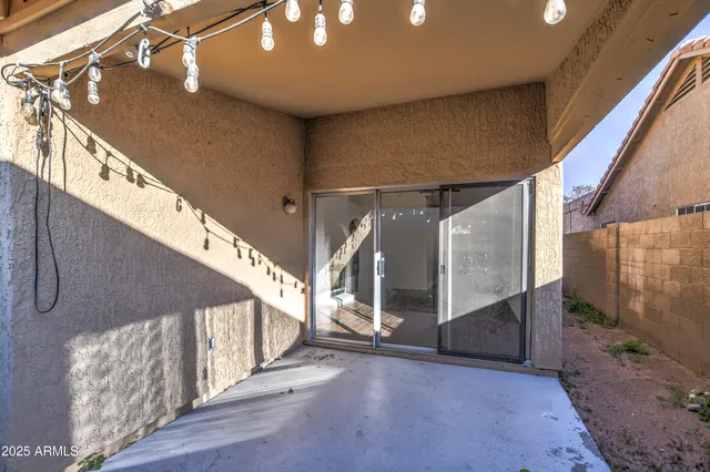 a view of an entryway