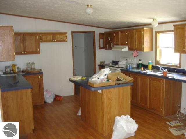 10900 Riley Road Interlochen, MI 49643 - Photo 6 of 7 1693692-5.JPG