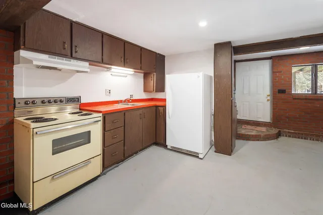 $329,900 | 110 Madison Terrace, Cobleskill, NY 12043