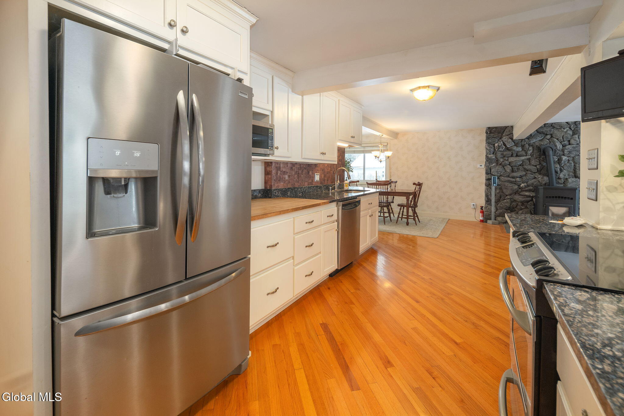 110 Madison Terrace Cobleskill, NY 12043 - Photo 6 of 59 13-110MadisonTerr_13