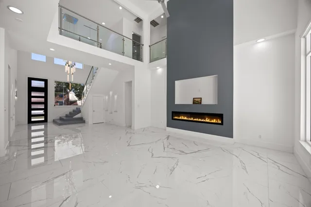 a view of an entrance of the house