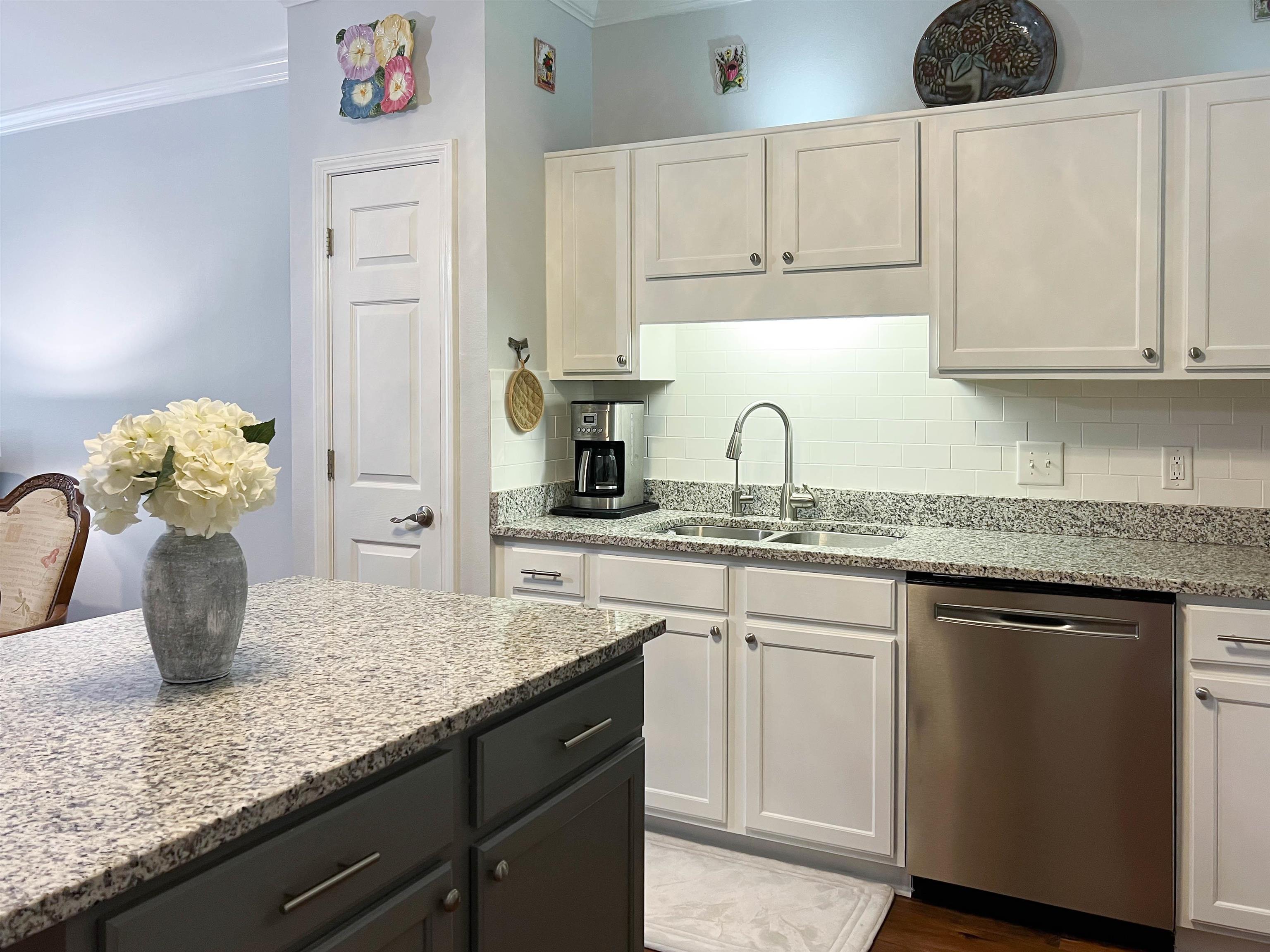 2651 South Juniper Street, Unit 204 Foley, AL 36535 - Photo 4 of 27