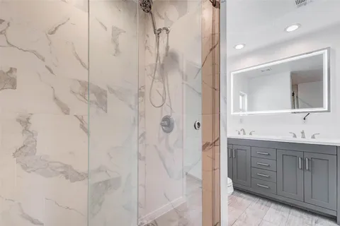 $230,000 | 9811 Kerr Street, Houston, TX 77029