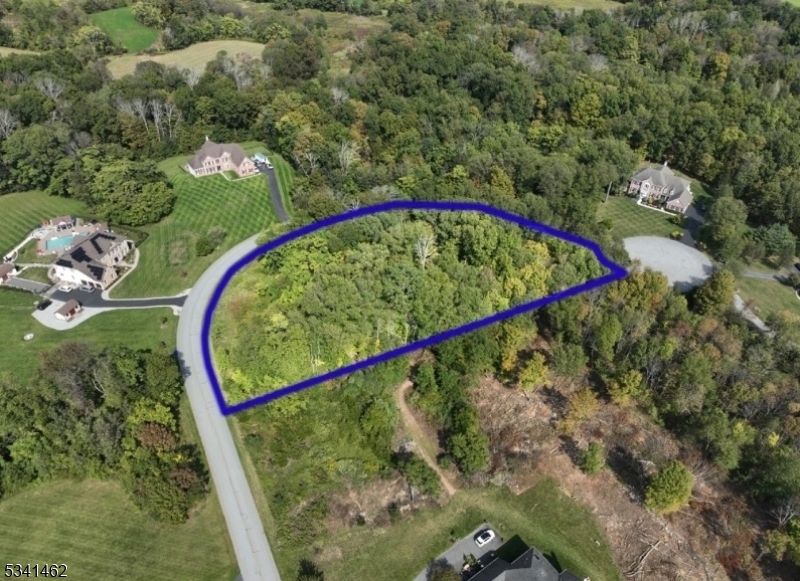 43 Flagstone Hill Road Wantage, NJ 07461 - Photo 3 of 4 a view of outdoor space and garden