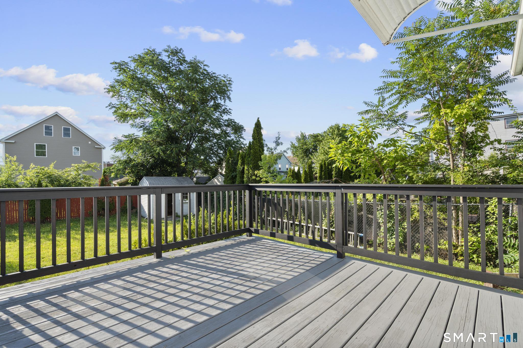 39 Edwards Street Hamden, CT 06517 - Photo 15 of 17
