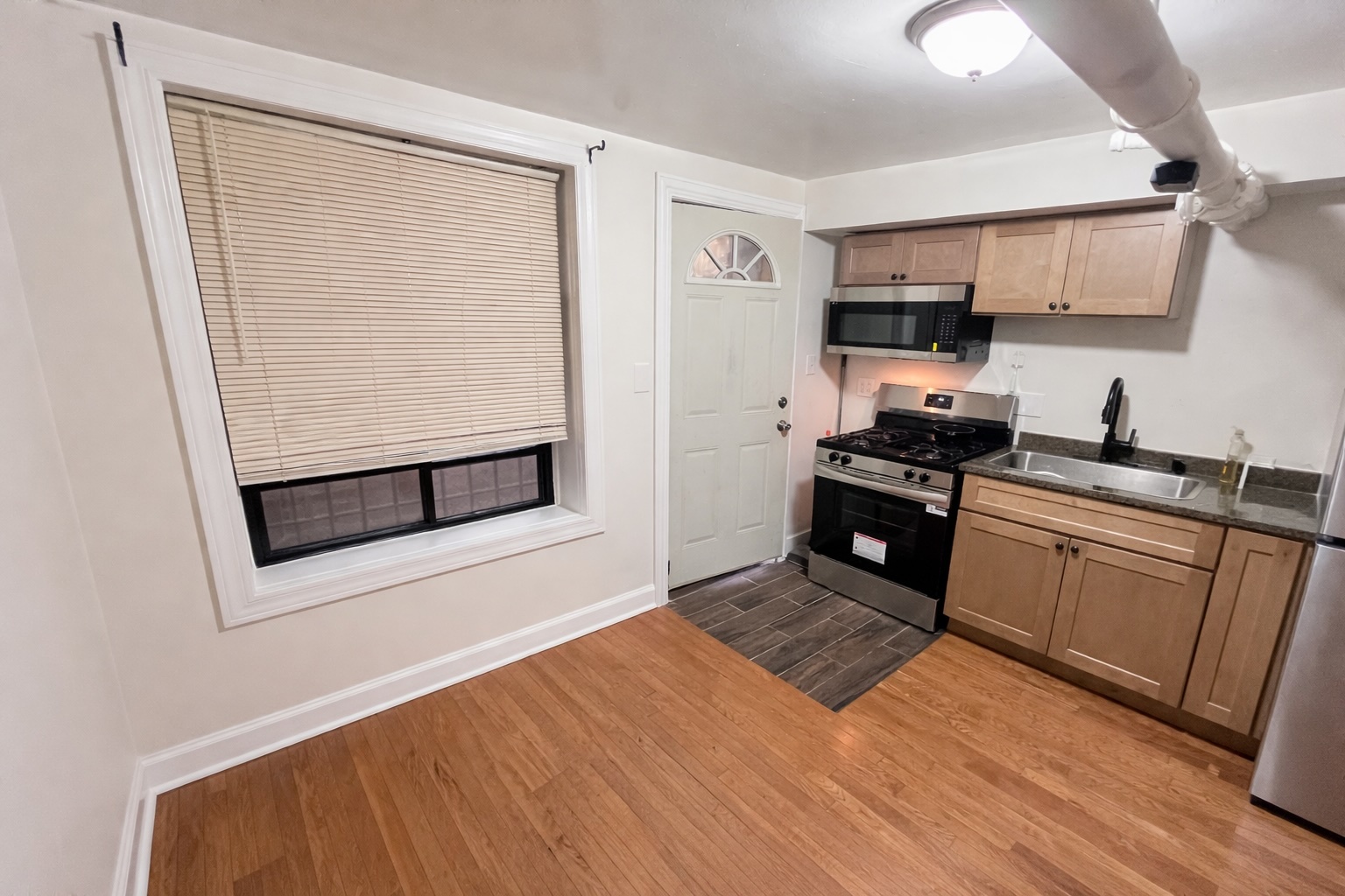 3216 West Altgeld Street, Unit G Chicago, IL 60647 - Photo 2 of 10