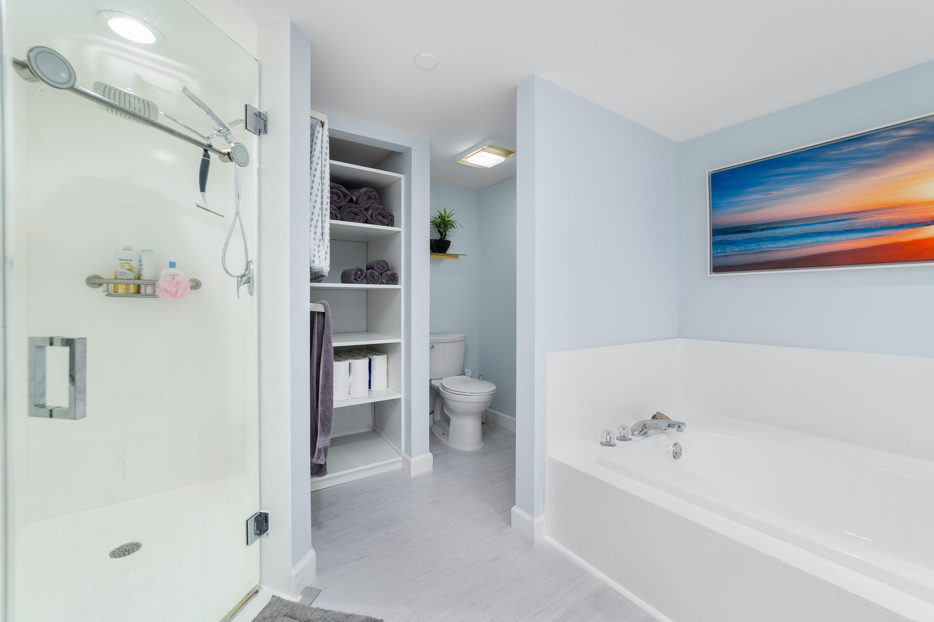 4101 North Ocean Boulevard, Unit 505 Boca Raton, FL 33431 - Photo 23 of 34 Primary bathroom