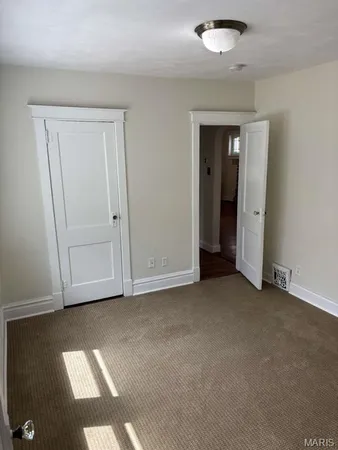 $299,900 | 1464 Sproule Avenue, St. Louis, MO 63139