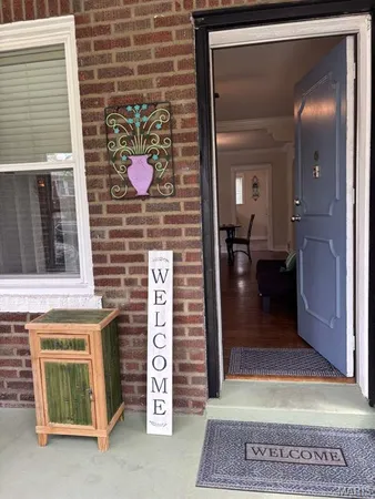 $299,900 | 1464 Sproule Avenue, St. Louis, MO 63139