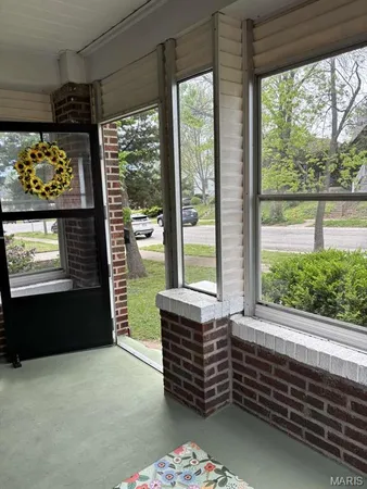 $299,900 | 1464 Sproule Avenue, St. Louis, MO 63139