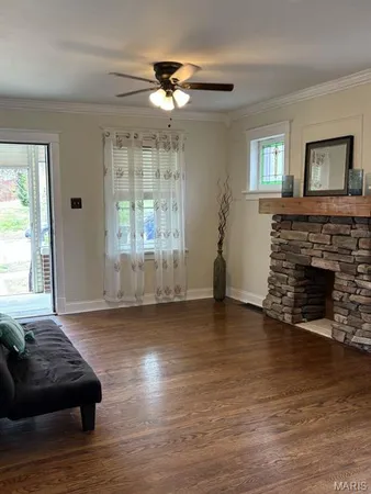 $299,900 | 1464 Sproule Avenue, St. Louis, MO 63139