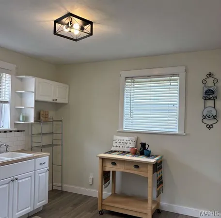 $299,900 | 1464 Sproule Avenue, St. Louis, MO 63139