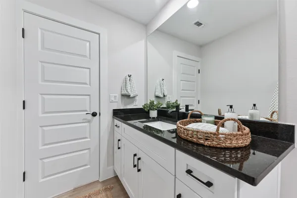 $2,513 | 9304 Felix Sparke Drive, Austin, TX 78744