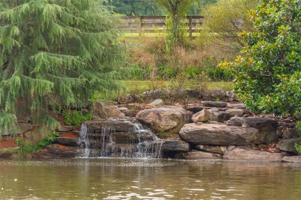 565 Owens Gin Road Northeast Calhoun, GA 30701 - Photo 5 of 80